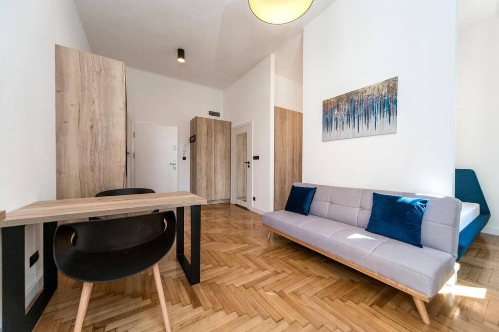 Studio Matejki C Bielsko-Biała Exteriör bild
